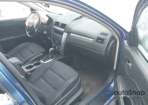 2010 Ford Fusion Se z USA, uszkodzony, nr VIN 3FAHP0HA9AR304236